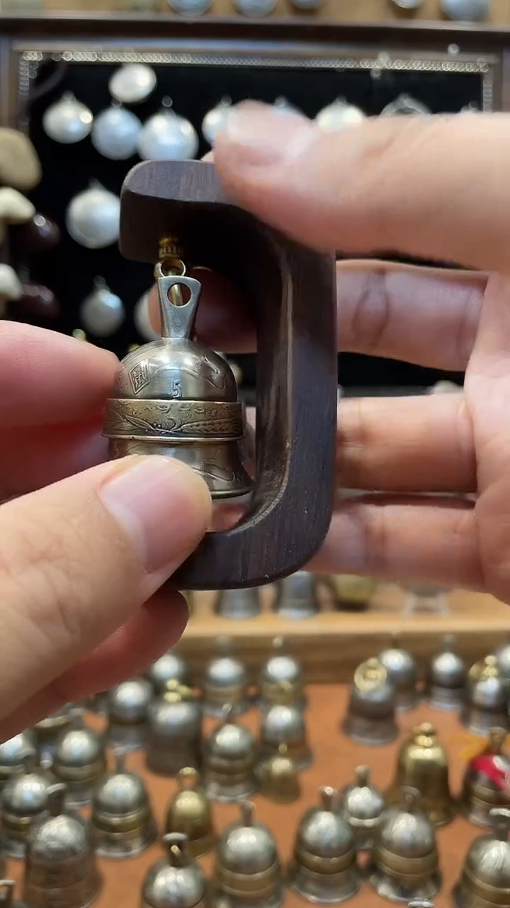 月**庭老鼠多巴胺门铃