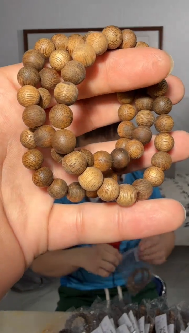 手串沉香20号越南0.9多样性发一