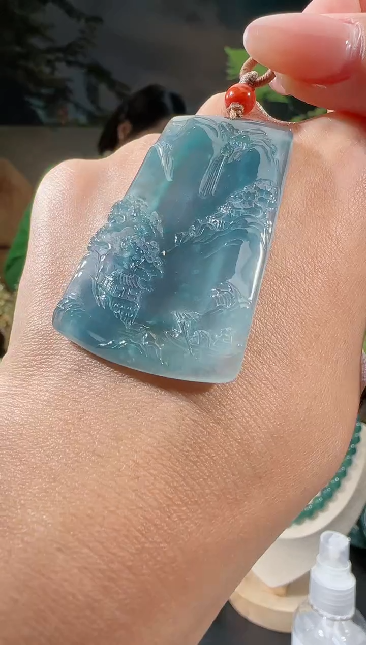 【闪购商品】翡翠吊坠(不含链)未镶嵌山水牌