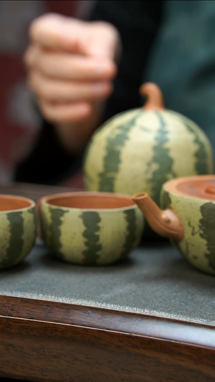 【闪购商品】紫砂茶壶西瓜壶+罐+2只杯