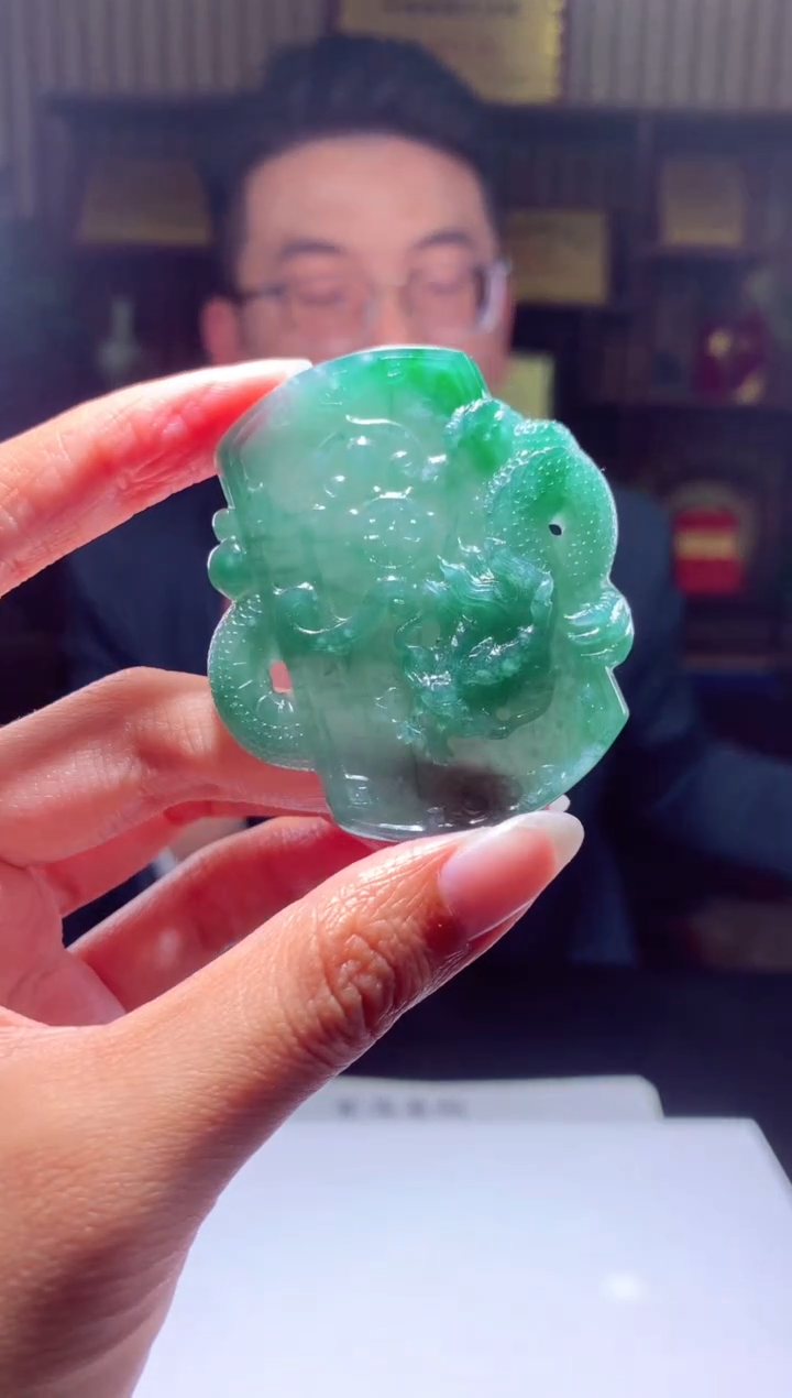 【闪购商品】定制翡翠未镶嵌挂件发货（拍一发一）