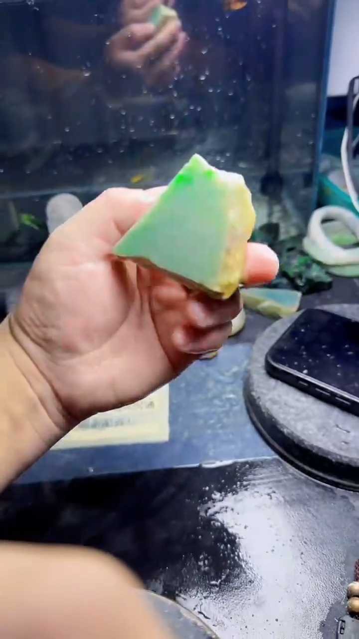 翡翠挂件未镶嵌天然翡翠113