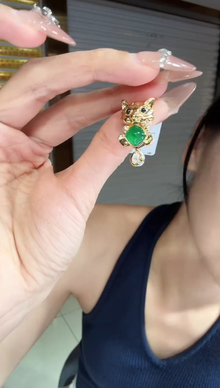 18K金镶嵌吊坠祖母绿CE0038