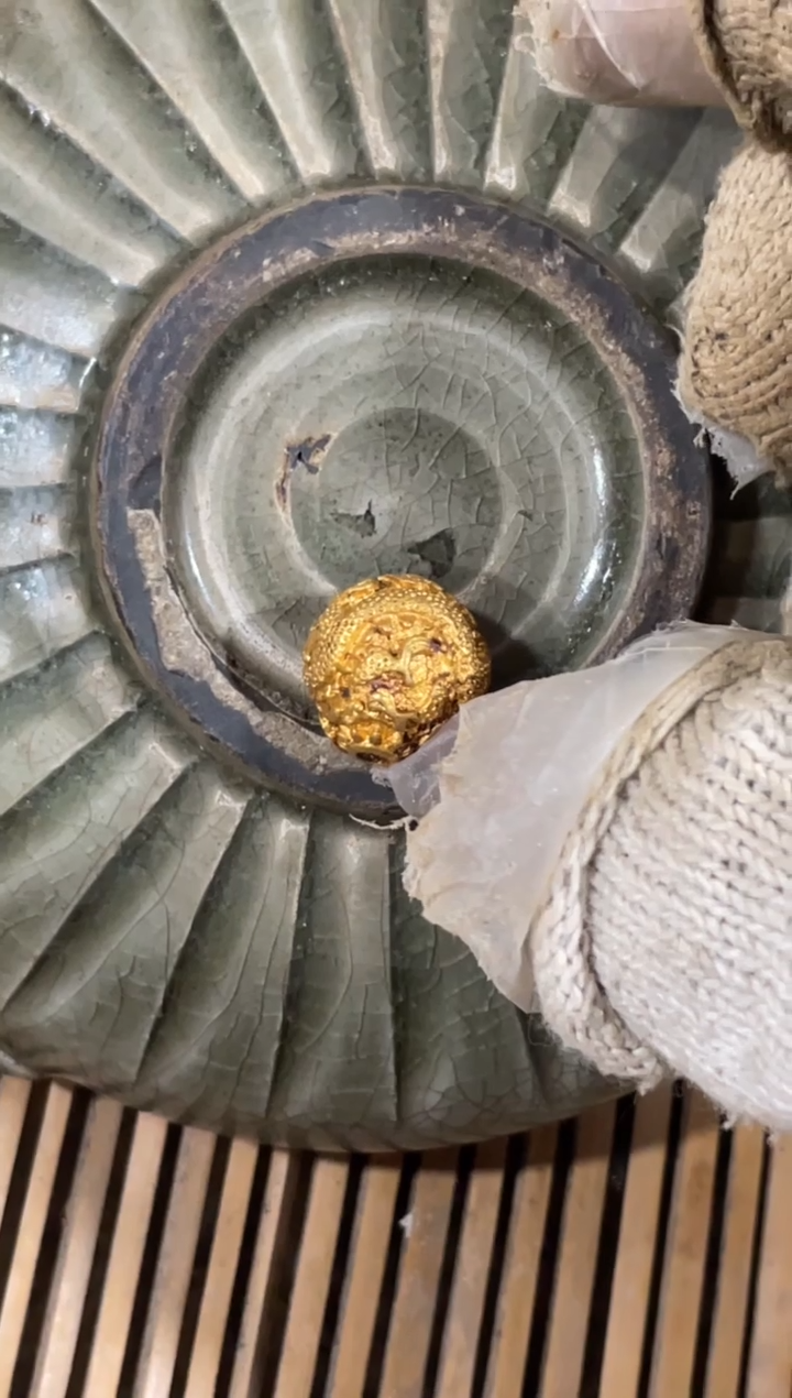 瓷片手工，手绘，陶瓷