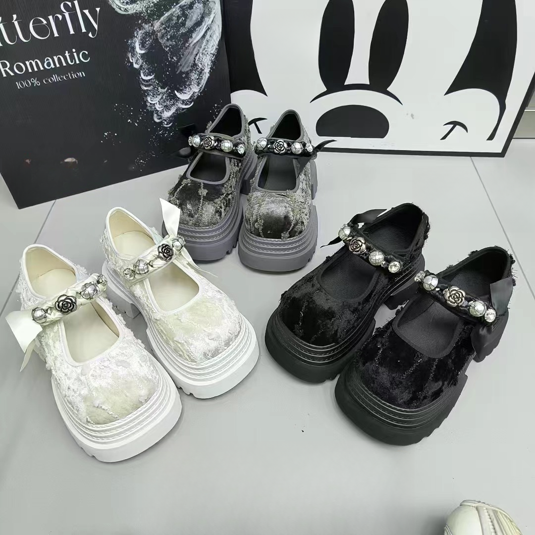 糖糖2025新款女鞋透气四季潮款时尚百搭休闲黑色厚底英伦风2-13-2