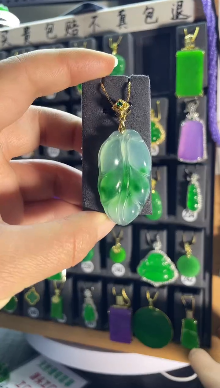 【闪购商品】翡翠耳饰银S925镶嵌老217.