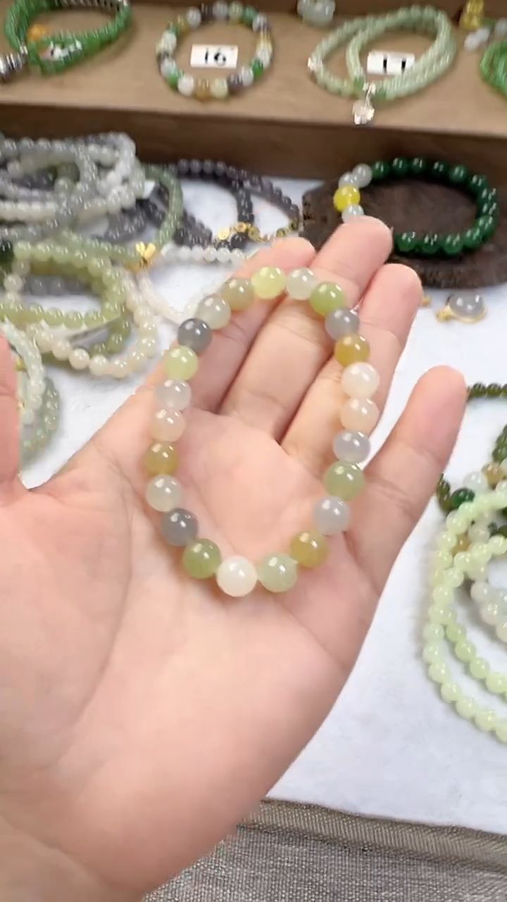 【闪购商品】和田玉手串未镶嵌8m多宝手串