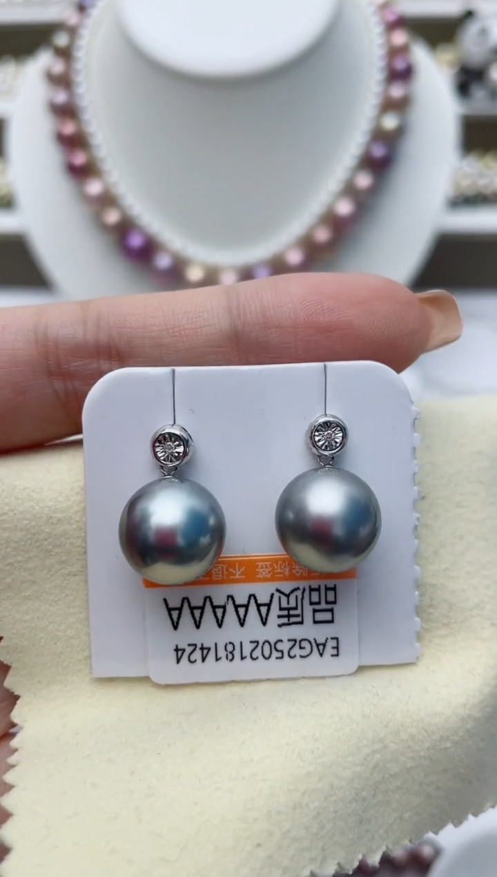 【闪购商品】海水珍珠耳饰18K金镶嵌W112