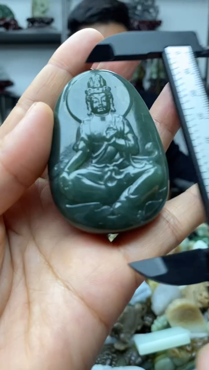 未镶嵌和田玉把件1