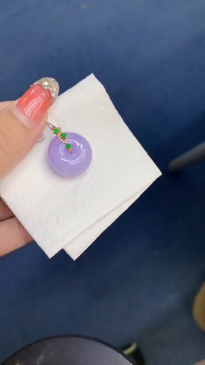 颈饰18K金镶嵌翡翠零*1