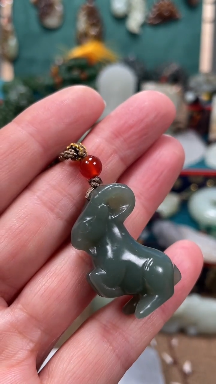 未镶嵌和田玉挂件0011