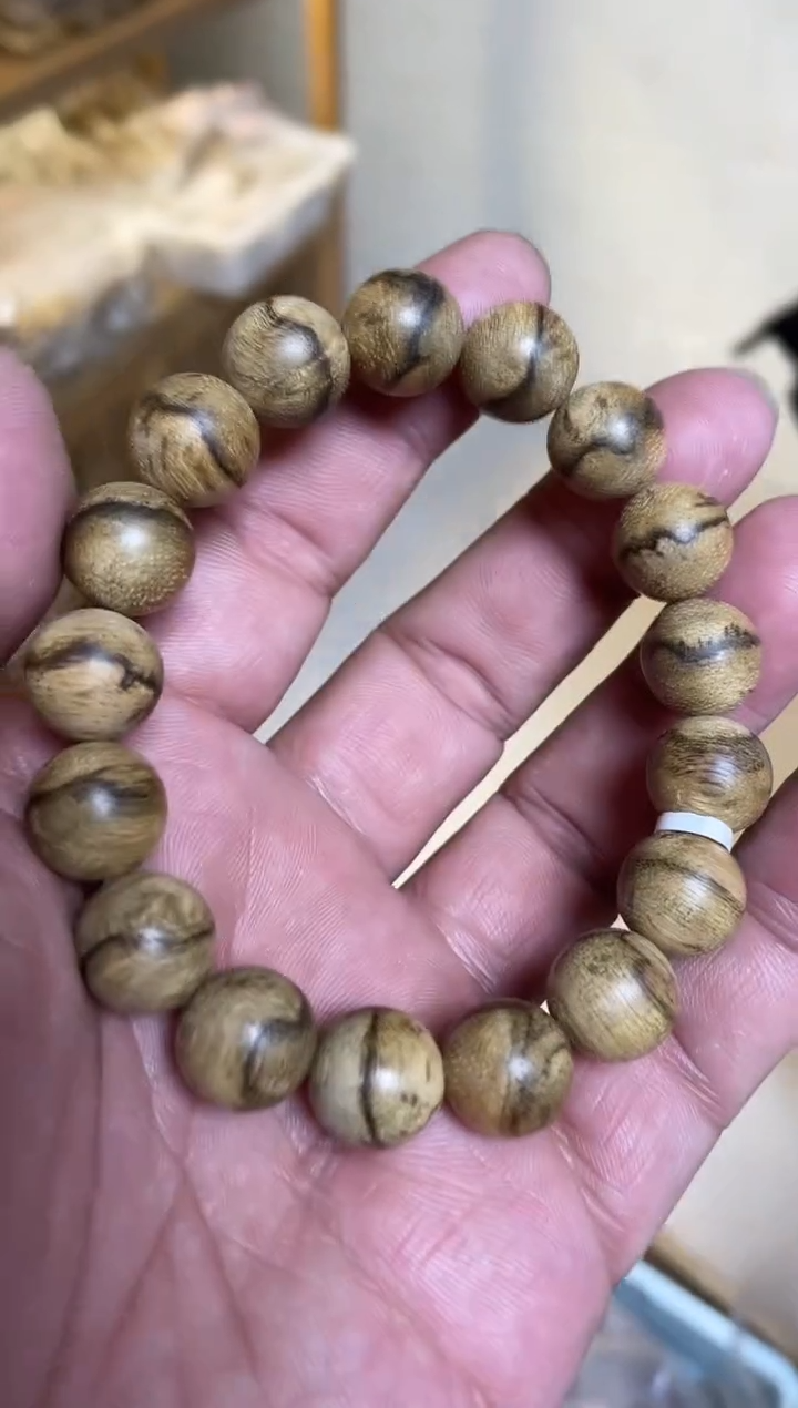 【闪购商品】沉香手串达拉干圆珠单圈1.3多样性发其一