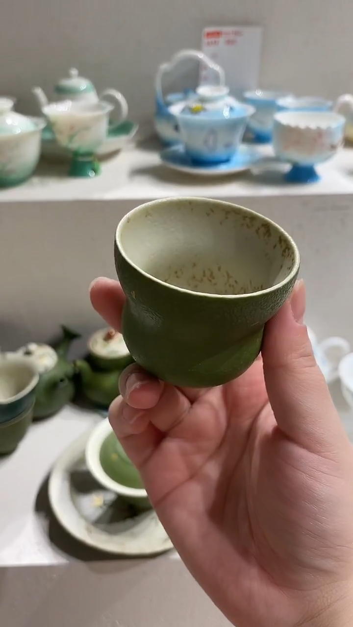 茶杯                    