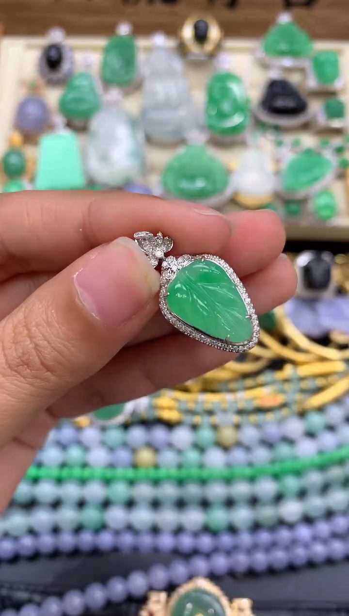 【闪购商品】翡翠颈饰18K金镶嵌152-中国好珍宝