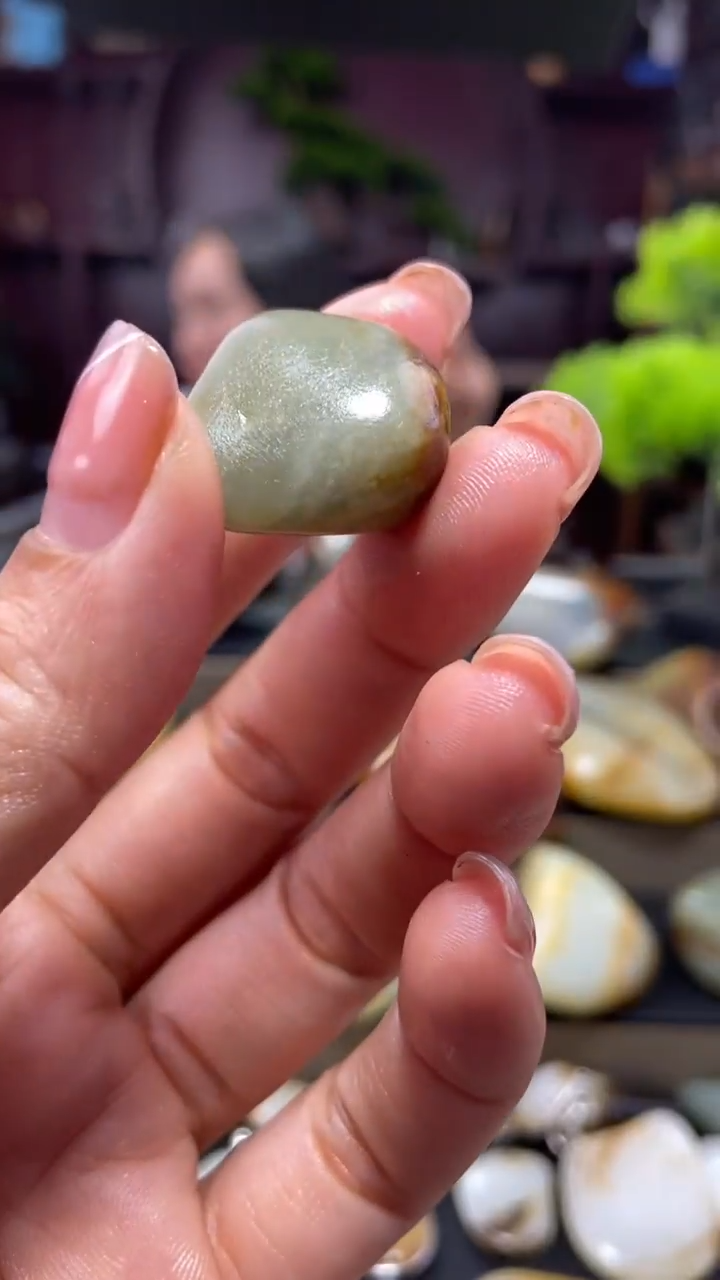 和田玉未镶嵌挂件和田玉吊坠挂件精美