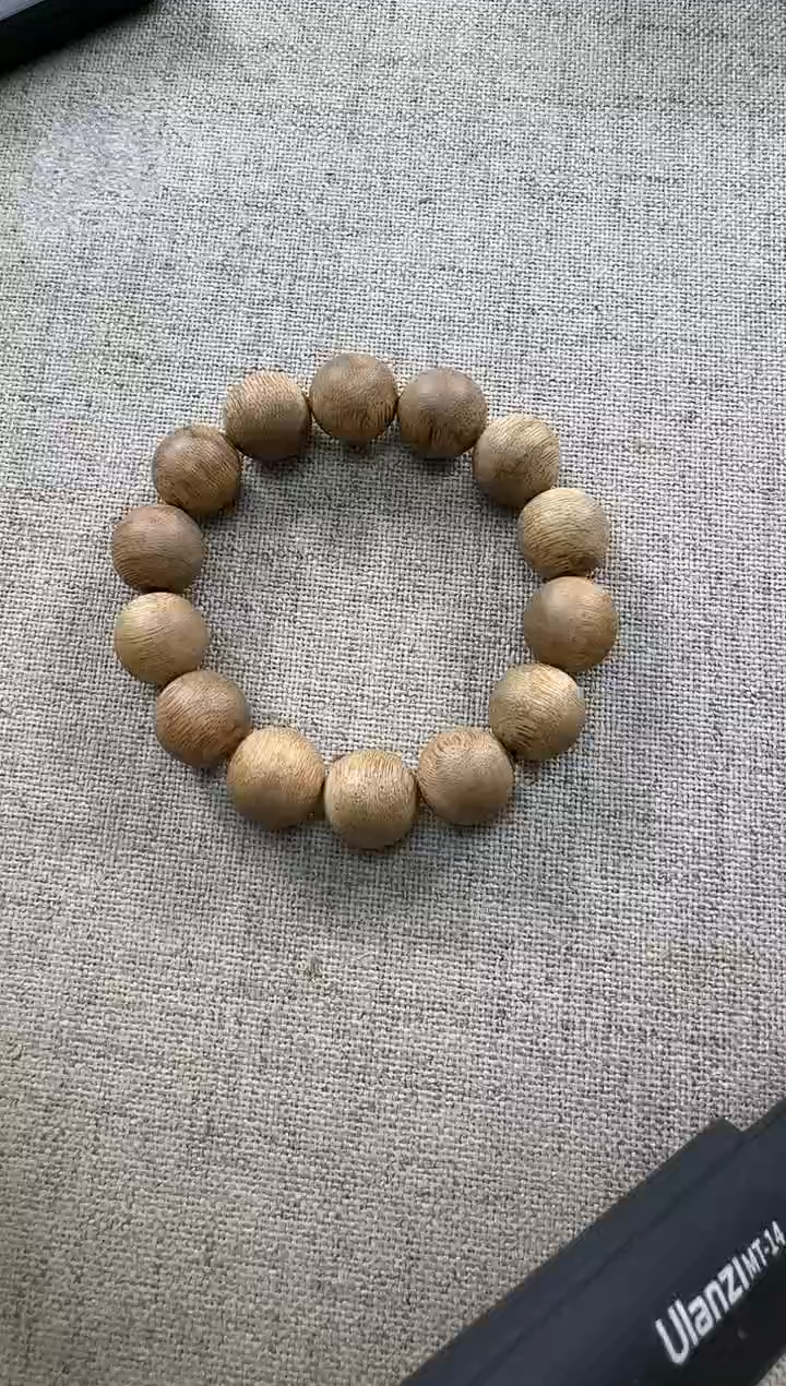 【闪购商品】沉香手串虫漏1.7圆珠单圈