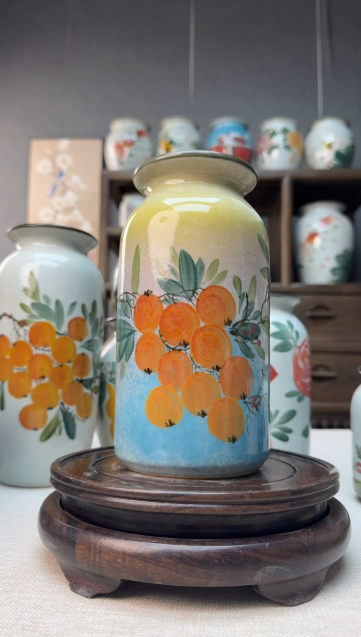 【闪购商品】瓶景德镇手绘陶瓷花瓶底部无孔高20口8左右