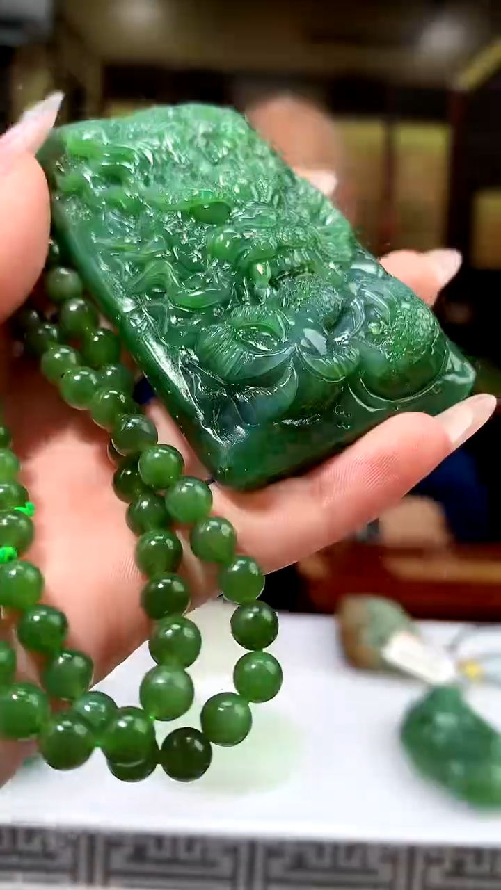 【闪购商品】定制和田玉老厂长匠心馆和田玉（多样性发一）配珠链