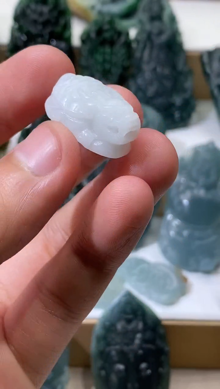 定制翡翠未镶嵌天然翡翠