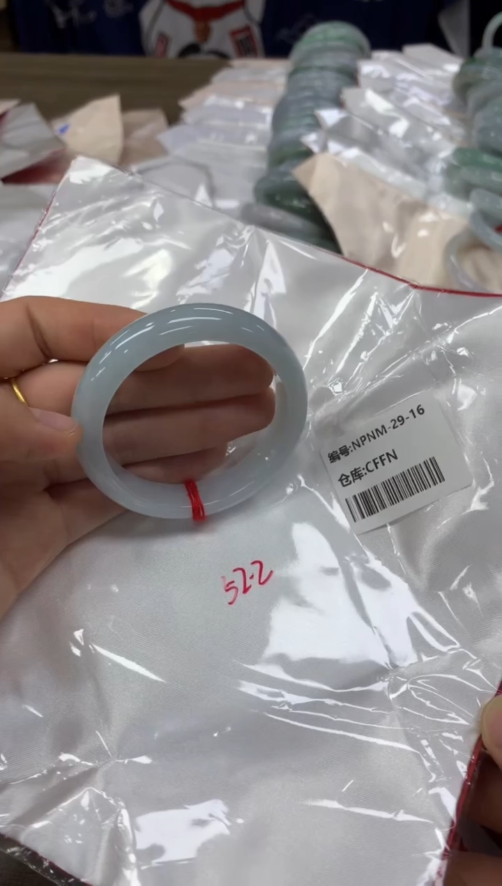 【闪购商品】翡翠手镯未镶嵌翡翠手镯