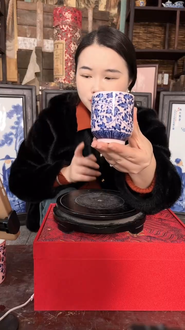 陶景德镇陶瓷摆件M078