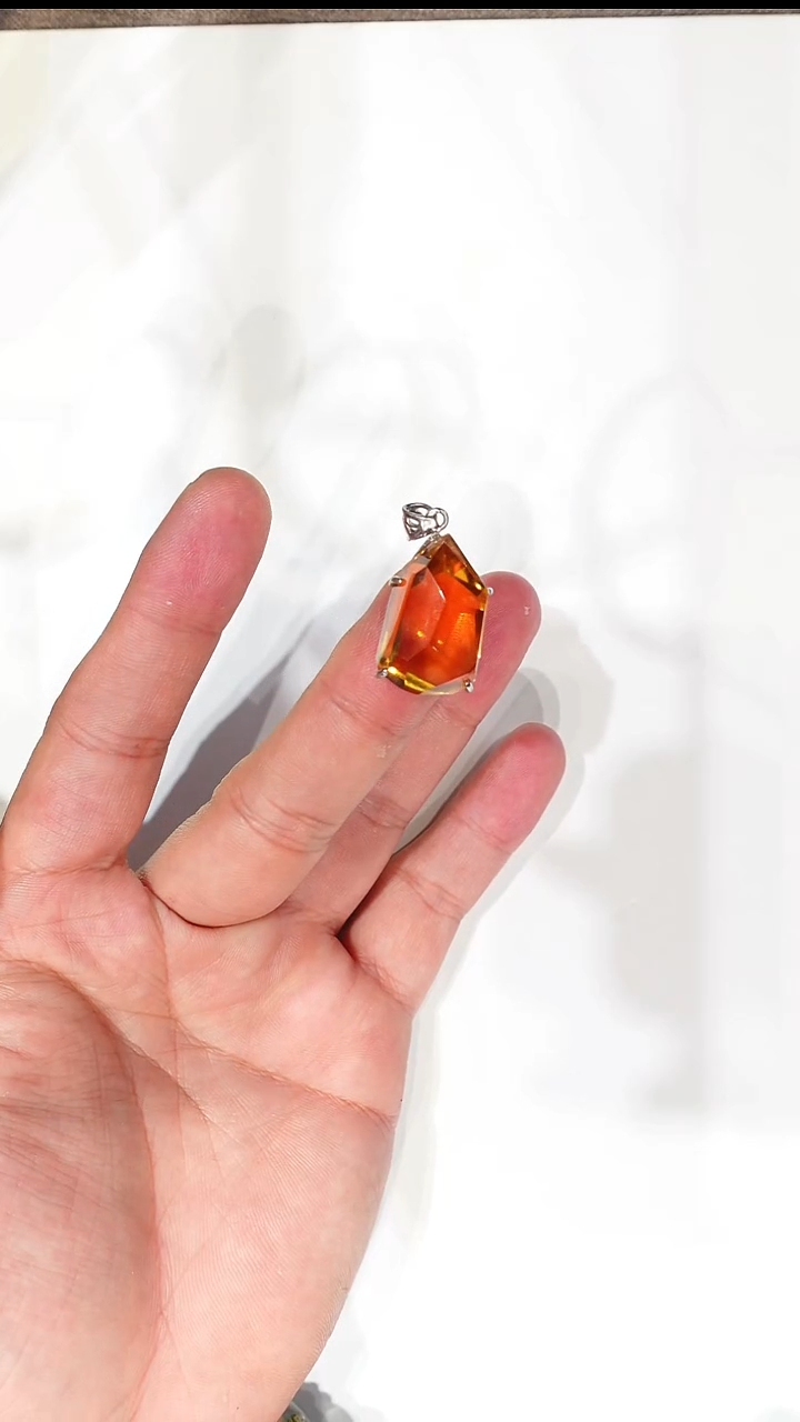 吊坠(赠链)银S925镶嵌水晶黄水晶吊坠