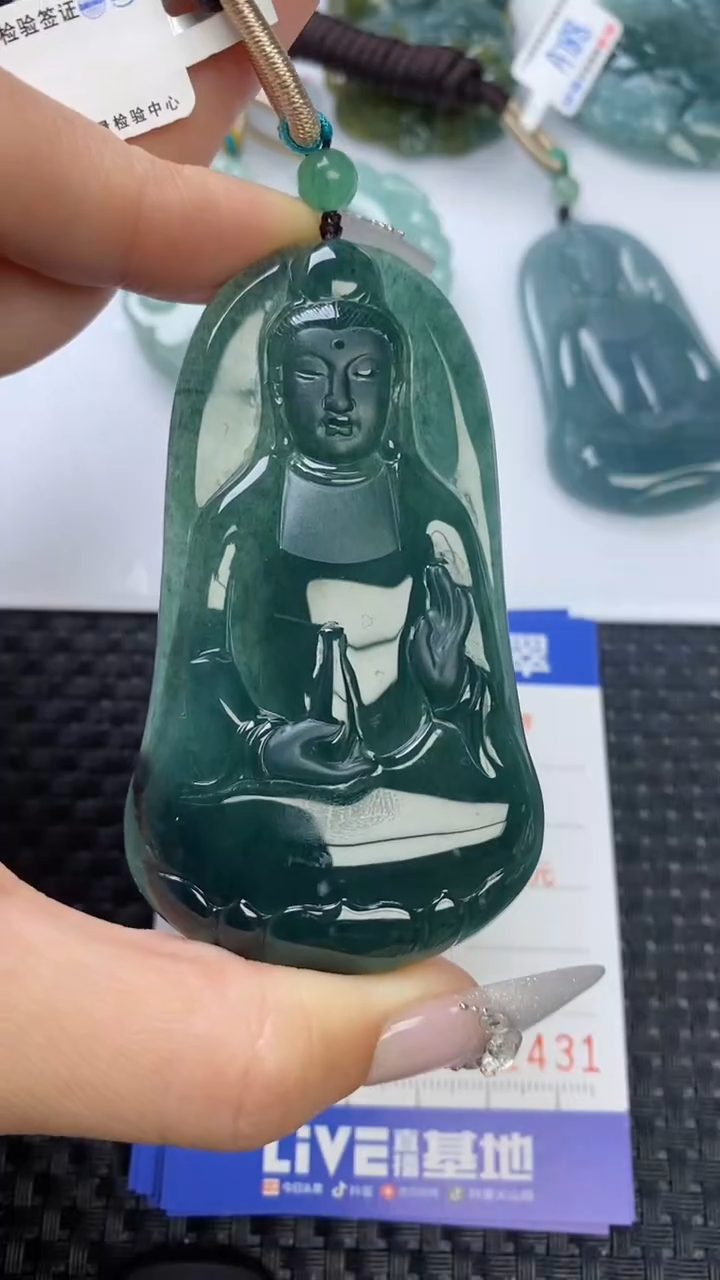 【闪购商品】翡翠颈饰未镶嵌11111111111111111