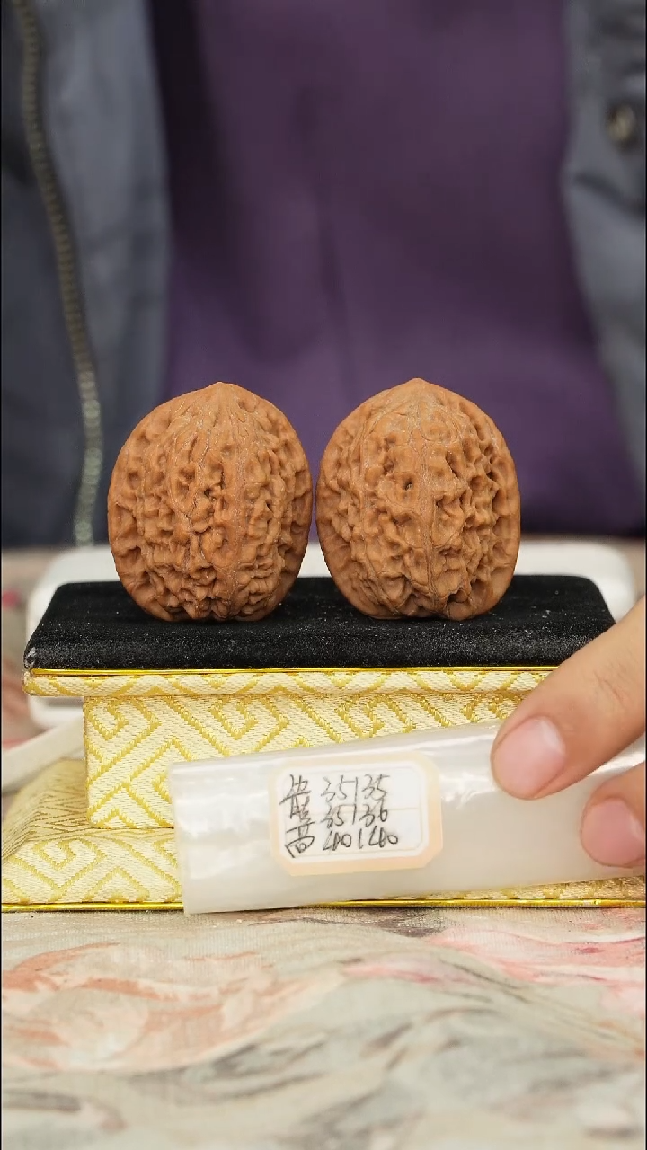 【闪购商品】文玩核桃把件非嫁接将军榜