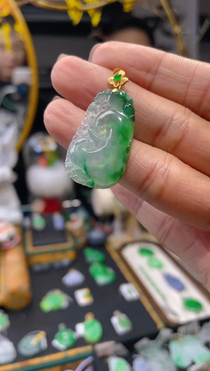 【闪购商品】翡翠颈饰18K金镶嵌假一赔三