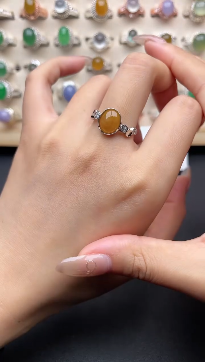 【闪购商品】翡翠戒指银S925镶嵌一物一证一礼盒