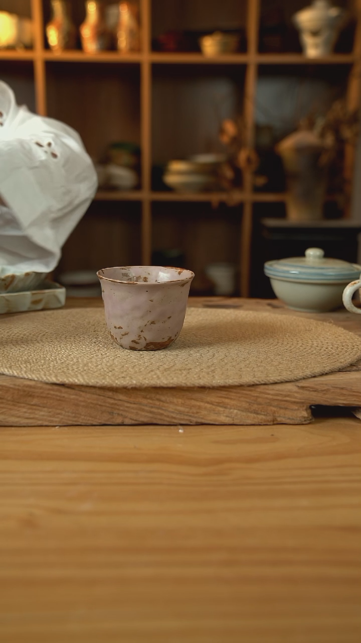 橡皮粉系列的手捏牛奶杯1个