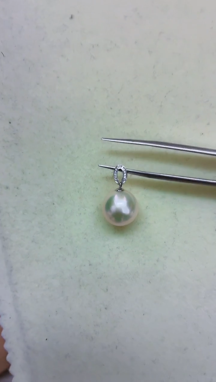 铂Pt900镶嵌DA淡水珍珠吊坠11-12 k872