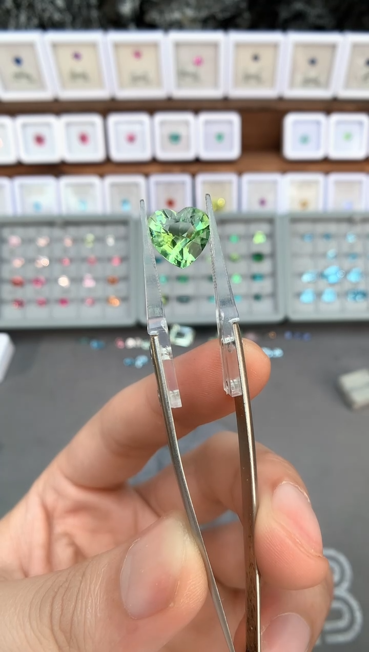 【闪购商品】定制碧玺裸石未镶嵌4.39ct
