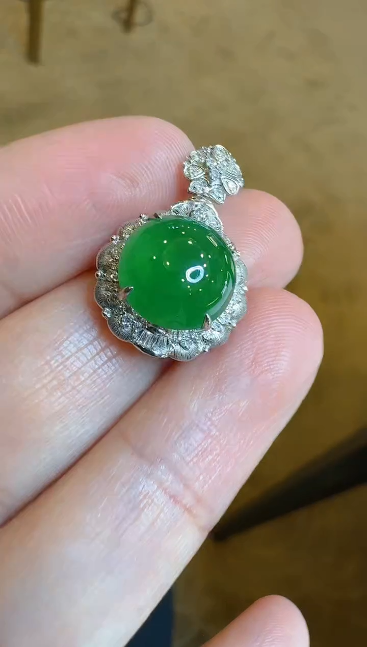 【闪购商品】翡翠吊坠(不含链)18K金镶嵌多样性团购发一件