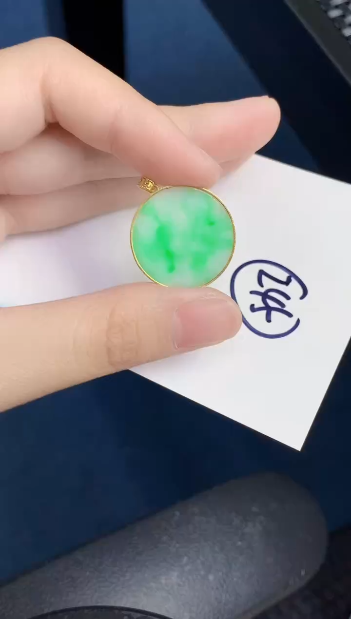 【闪购商品】翡翠颈饰18K金镶嵌000000000