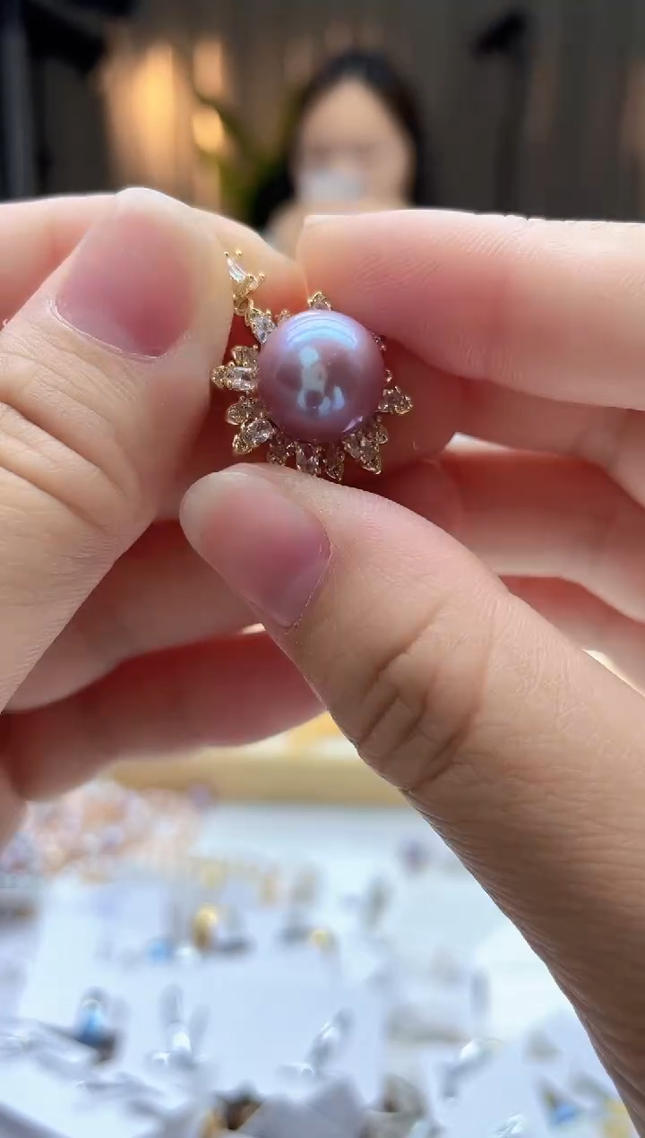 吊坠(不含链)未镶嵌淡水珍珠紫色系太阳花吊坠