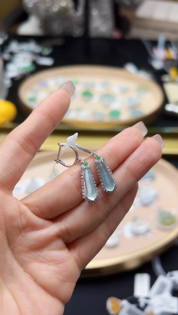 【闪购商品】翡翠耳饰18K金镶嵌DFZ0211-139