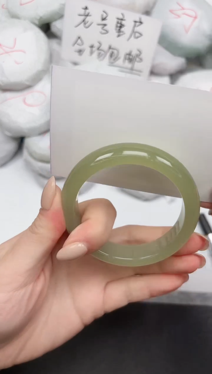 未镶嵌手镯石英质玉269/5455