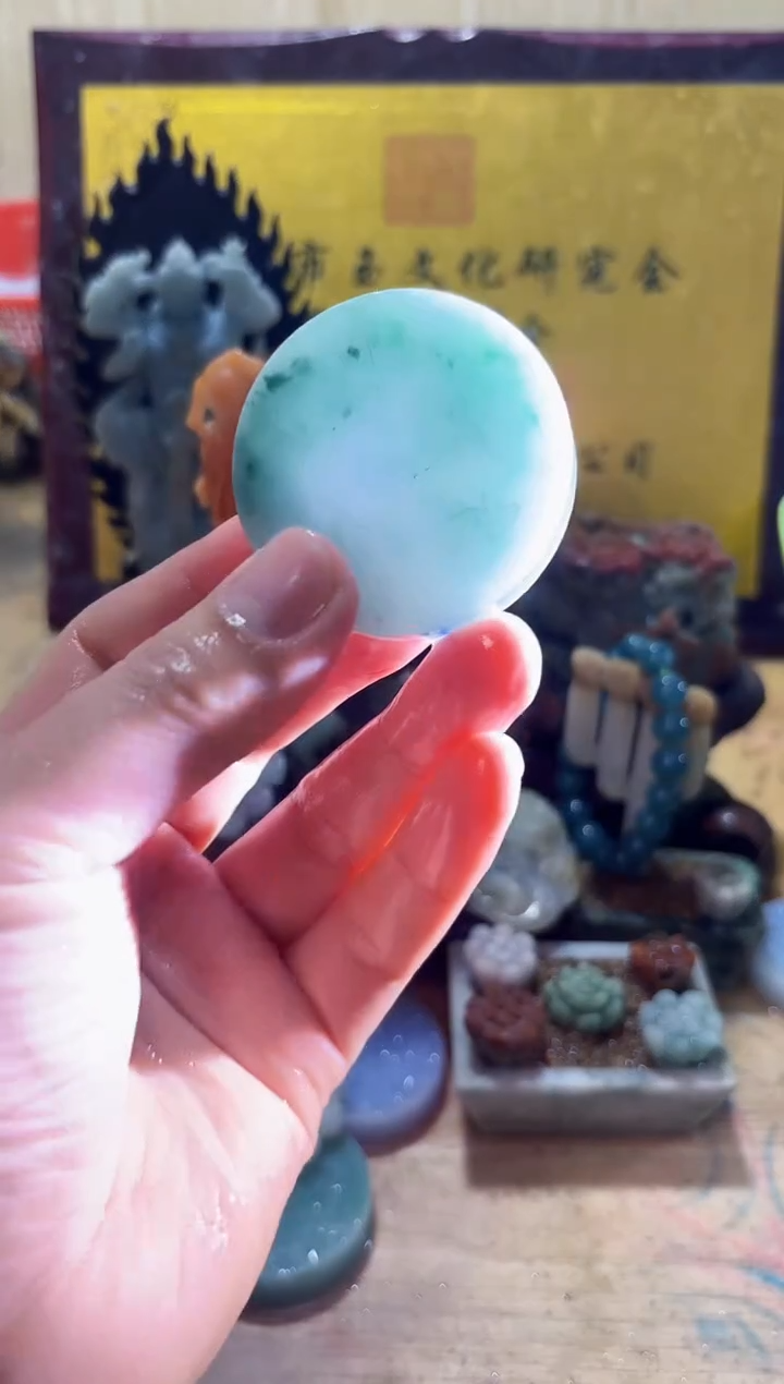 未镶嵌挂件翡翠A货常星8223