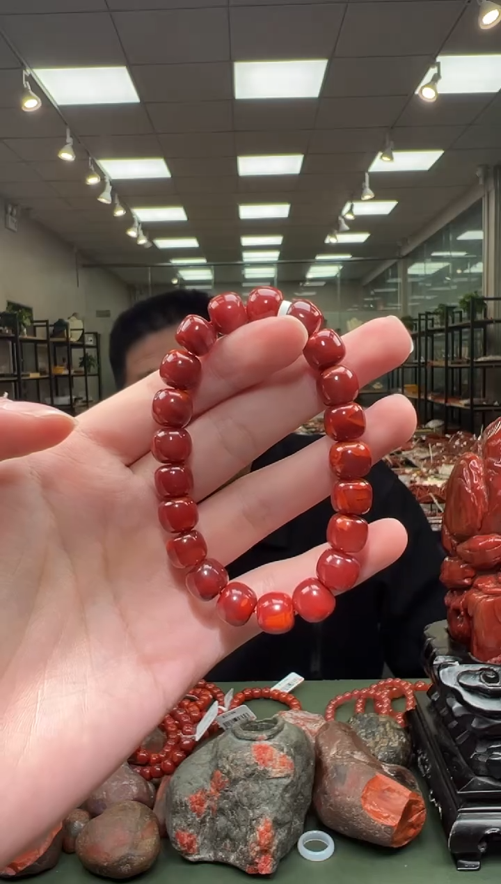 【闪购商品】南红玛瑙手串未镶嵌单圈手串一条约10mm 多样性发货