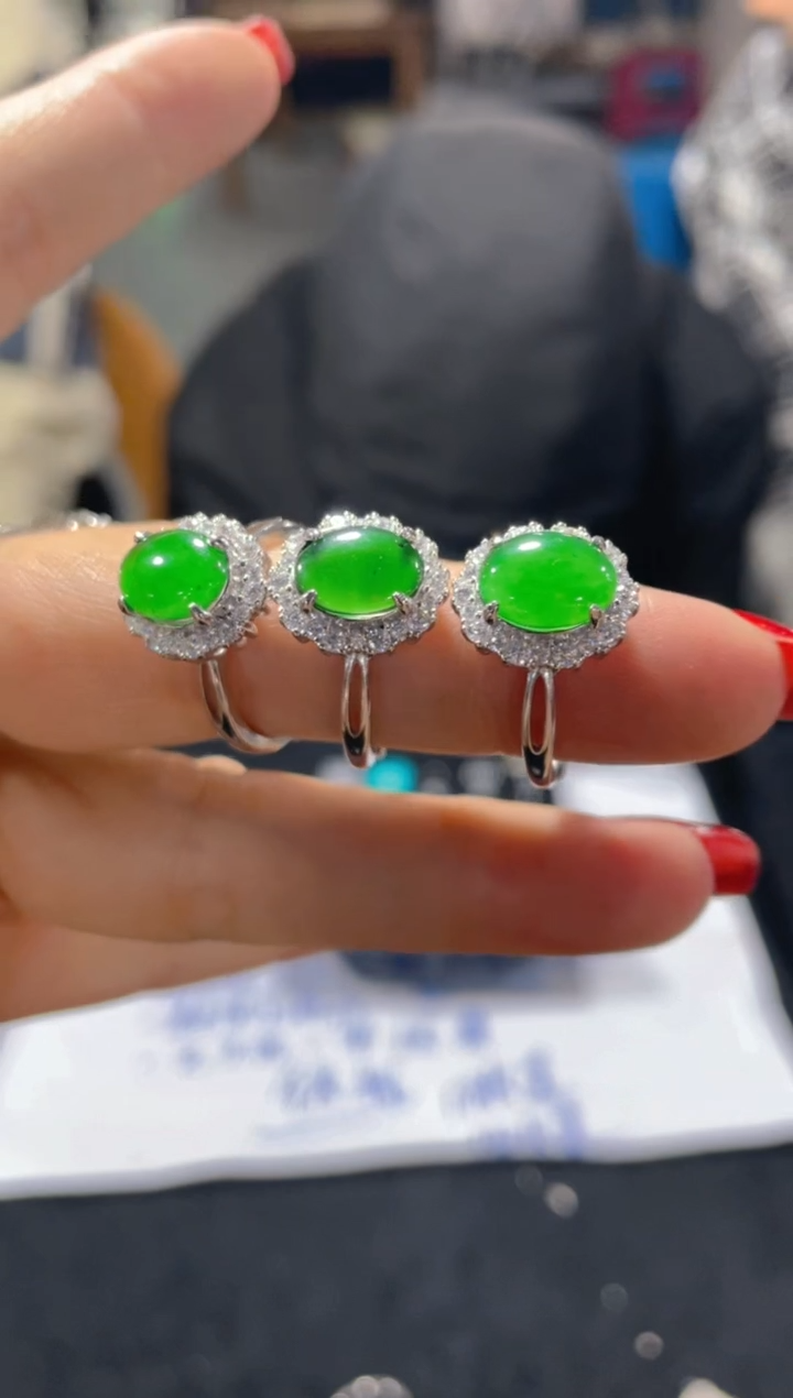 【闪购商品】翡翠戒指未镶嵌天然A货翡翠多样性发货拍一发一