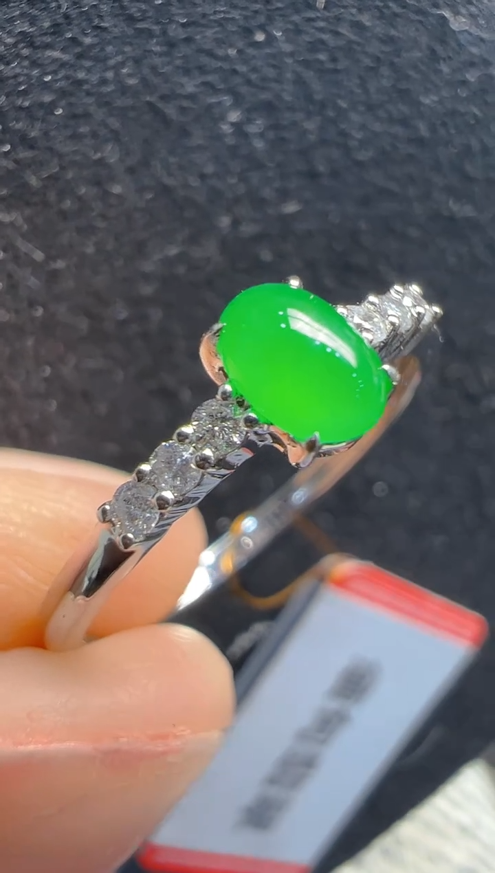 【闪购商品】翡翠戒指18K金镶嵌多样性发货拍一发一