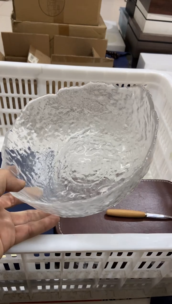 无运费险有瑕疵的摄影的产品有使用过的痕迹有点脏介意勿拍