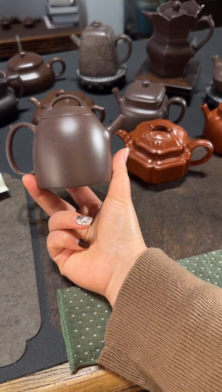 【闪购商品】紫砂茶壶秦权 方把