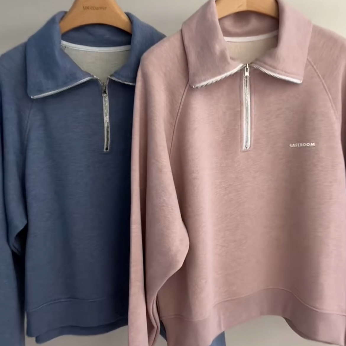 25-668款 重工花纱立体印花卫衣