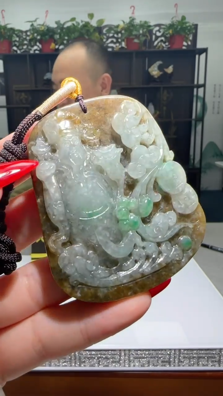 【闪购商品】翡翠颈饰未镶嵌天然翡翠A货吊坠