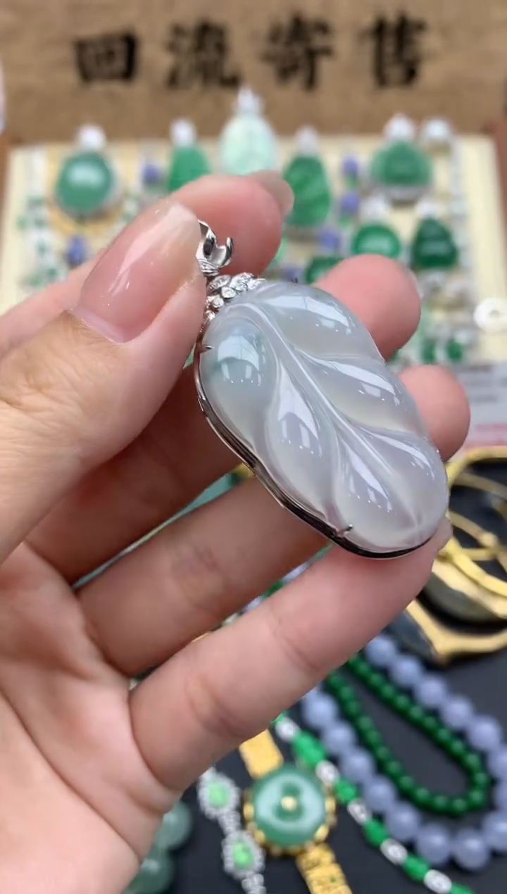 【闪购商品】翡翠颈饰18K金镶嵌371-中国好珍宝