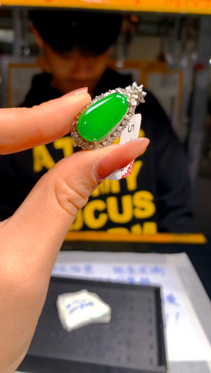 【闪购商品】定制翡翠未镶嵌45定制翡翠-多样性发货（发其一）