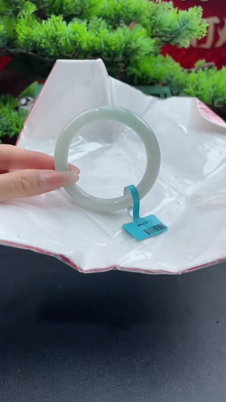 【闪购商品】翡翠手镯未镶嵌翡翠手镯8