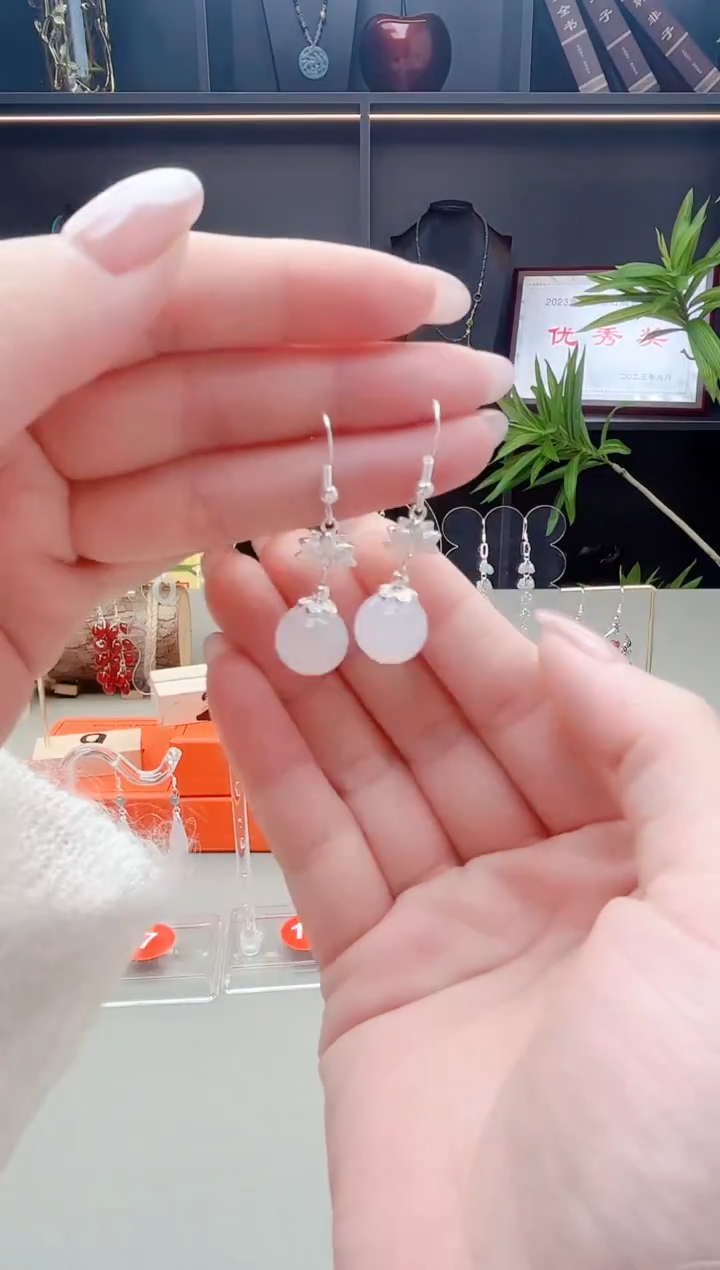 未镶嵌耳钉玛瑙/玉髓116